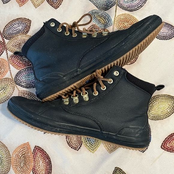 Keds sneaker boot. Super cute! Size 10. Leather laces - Picture 2 of 7